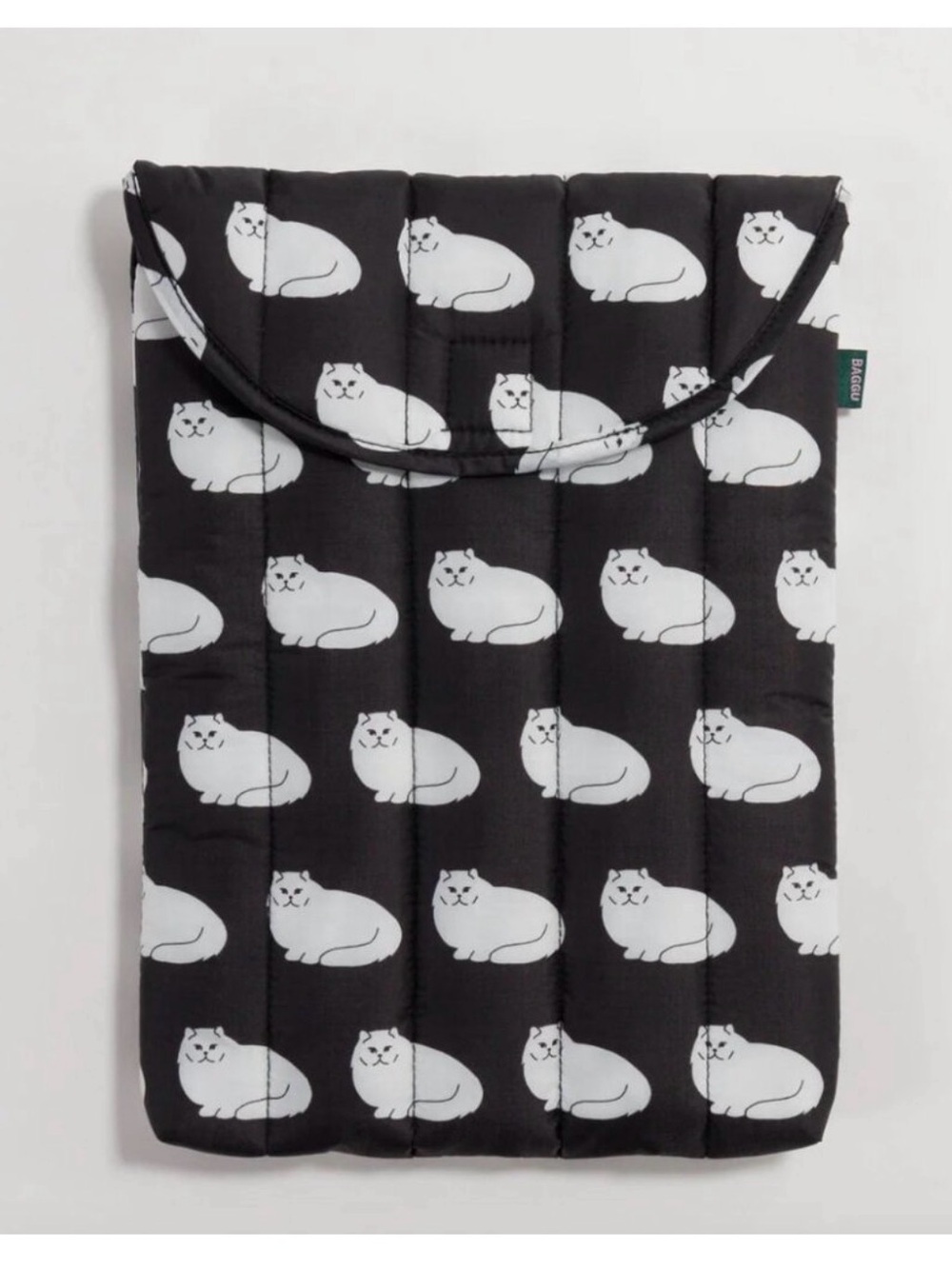 Baggu 13” Puffy Laptop Sleeve: Fluffy Cat (Archive Collection)